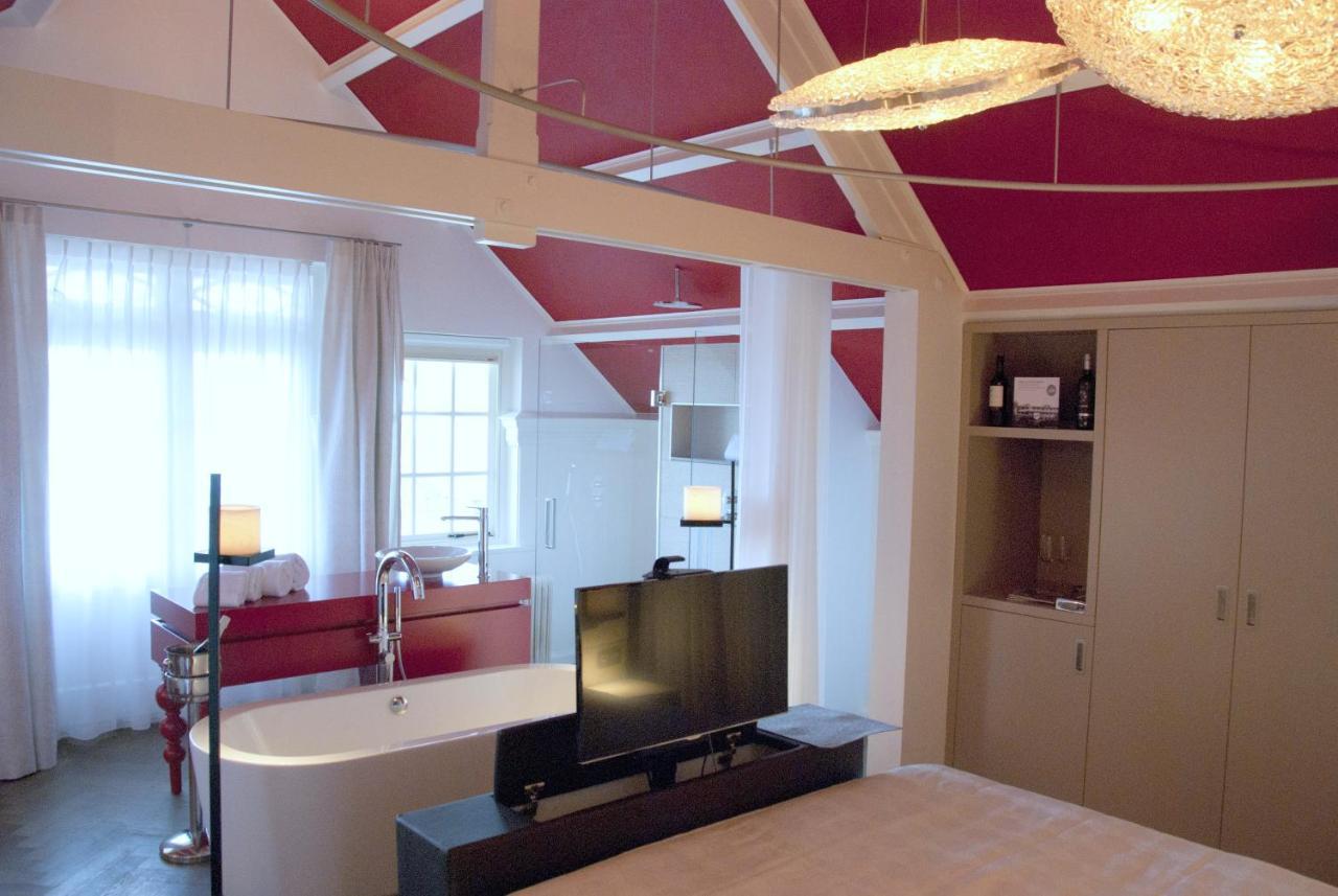 Suite met Tweepersoonsbed en Douche